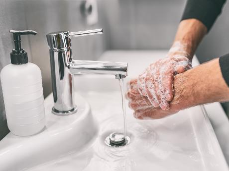 Víte, jak si správně mýt ruce?
